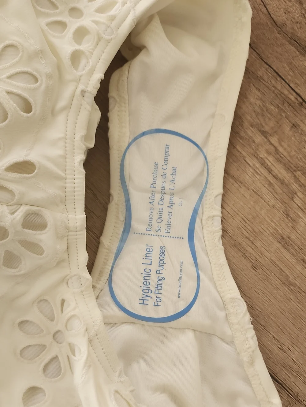 Kate Spade New‎ York Eyelet Cutout One Piece Swimsuit Ivory Large NWOT Bridal